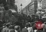 Immagine di Il francese di Seconda Divisione Corazzate Parigi Francia, 1944, secondo 44 filmato di repertorio 65675061295