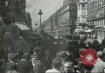 Immagine di Il francese di Seconda Divisione Corazzate Parigi Francia, 1944, secondo 46 filmato di repertorio 65675061295