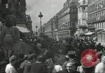 Immagine di Il francese di Seconda Divisione Corazzate Parigi Francia, 1944, secondo 48 filmato di repertorio 65675061295