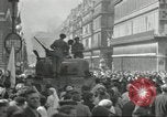 Immagine di Il francese di Seconda Divisione Corazzate Parigi Francia, 1944, secondo 58 filmato di repertorio 65675061295