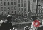Immagine di Il francese di Seconda Divisione Corazzate Parigi Francia, 1944, secondo 26 filmato di repertorio 65675061296