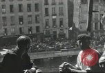 Immagine di Il francese di Seconda Divisione Corazzate Parigi Francia, 1944, secondo 30 filmato di repertorio 65675061296