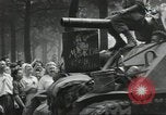 Immagine di Il francese di Seconda Divisione Corazzate Parigi Francia, 1944, secondo 39 filmato di repertorio 65675061296