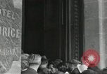 Immagine di Civili francese Parigi Francia, 1944, secondo 17 filmato di repertorio 65675061297