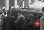 Immagine di Civili francese Parigi Francia, 1944, secondo 18 filmato di repertorio 65675061297