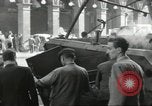 Immagine di Civili francese Parigi Francia, 1944, secondo 21 filmato di repertorio 65675061297
