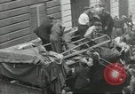 Immagine di Civili francese Parigi Francia, 1944, secondo 60 filmato di repertorio 65675061297