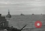 Standbild Invasion Konvoi im Englischen Kanal, 1944, aus Sekunde 9 historischem Filmmaterial Videoclip 65675061299