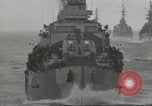 Standbild Invasion Konvoi im Englischen Kanal, 1944, aus Sekunde 24 historischem Filmmaterial Videoclip 65675061299