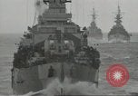 Standbild Invasion Konvoi im Englischen Kanal, 1944, aus Sekunde 32 historischem Filmmaterial Videoclip 65675061299