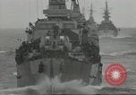 Standbild Invasion Konvoi im Englischen Kanal, 1944, aus Sekunde 38 historischem Filmmaterial Videoclip 65675061299