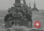 Standbild Invasion Konvoi im Englischen Kanal, 1944, aus Sekunde 40 historischem Filmmaterial Videoclip 65675061299