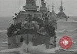 Standbild Invasion Konvoi im Englischen Kanal, 1944, aus Sekunde 41 historischem Filmmaterial Videoclip 65675061299