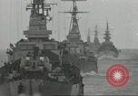 Standbild Invasion Konvoi im Englischen Kanal, 1944, aus Sekunde 53 historischem Filmmaterial Videoclip 65675061299