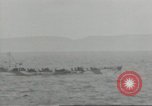 Standbild Invasion Konvoi im Englischen Kanal, 1944, aus Sekunde 4 historischem Filmmaterial Videoclip 65675061300