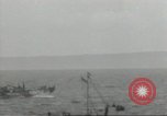 Standbild Invasion Konvoi im Englischen Kanal, 1944, aus Sekunde 51 historischem Filmmaterial Videoclip 65675061300