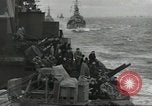 Standbild alliierten Konvois im Englischen Kanal, 1944, aus Sekunde 4 historischem Filmmaterial Videoclip 65675061301