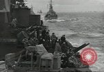 Standbild alliierten Konvois im Englischen Kanal, 1944, aus Sekunde 6 historischem Filmmaterial Videoclip 65675061301