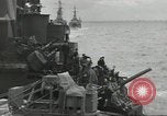 Standbild alliierten Konvois im Englischen Kanal, 1944, aus Sekunde 22 historischem Filmmaterial Videoclip 65675061301