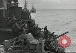 Standbild alliierten Konvois im Englischen Kanal, 1944, aus Sekunde 35 historischem Filmmaterial Videoclip 65675061301