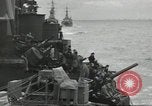 Standbild alliierten Konvois im Englischen Kanal, 1944, aus Sekunde 37 historischem Filmmaterial Videoclip 65675061301