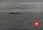 Standbild alliierten Konvois im Englischen Kanal, 1944, aus Sekunde 43 historischem Filmmaterial Videoclip 65675061301