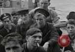 Standbild alliierten Konvois Colleville-sur-Mer Normandie Frankreich, 1944, aus Sekunde 25 historischem Filmmaterial Videoclip 65675061302