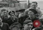 Standbild alliierten Konvois Colleville-sur-Mer Normandie Frankreich, 1944, aus Sekunde 27 historischem Filmmaterial Videoclip 65675061302