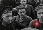 Standbild alliierten Konvois Colleville-sur-Mer Normandie Frankreich, 1944, aus Sekunde 29 historischem Filmmaterial Videoclip 65675061302