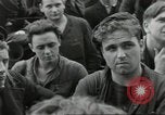 Standbild alliierten Konvois Colleville-sur-Mer Normandie Frankreich, 1944, aus Sekunde 33 historischem Filmmaterial Videoclip 65675061302