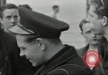 Standbild alliierten Konvois Colleville-sur-Mer Normandie Frankreich, 1944, aus Sekunde 53 historischem Filmmaterial Videoclip 65675061302