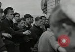 Standbild alliierten Konvois Colleville-sur-Mer Normandie Frankreich, 1944, aus Sekunde 55 historischem Filmmaterial Videoclip 65675061302