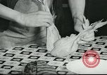 Standbild Poor Farm Familie United States USA, 1940, aus Sekunde 11 historischem Filmmaterial Videoclip 65675061312