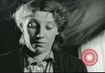 Standbild Poor Farm Familie United States USA, 1940, aus Sekunde 15 historischem Filmmaterial Videoclip 65675061312