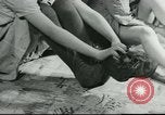 Standbild Poor Farm Familie United States USA, 1940, aus Sekunde 29 historischem Filmmaterial Videoclip 65675061312