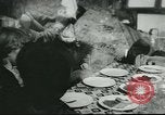 Standbild Poor Farm Familie United States USA, 1940, aus Sekunde 49 historischem Filmmaterial Videoclip 65675061312