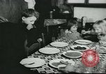 Standbild Poor Farm Familie United States USA, 1940, aus Sekunde 53 historischem Filmmaterial Videoclip 65675061312