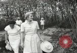 Standbild Richard Nixon Corregidor Island Philippinen, 1953, aus Sekunde 49 historischem Filmmaterial Videoclip 65675061313