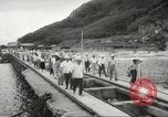 Standbild Richard Nixon mit Ramon Magsaysay Corregidor Island Philippinen, 1953, aus Sekunde 11 historischem Filmmaterial Videoclip 65675061314