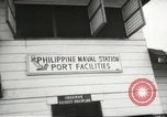 Standbild Richard Nixon mit Ramon Magsaysay Corregidor Island Philippinen, 1953, aus Sekunde 21 historischem Filmmaterial Videoclip 65675061314