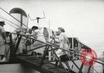 Standbild Richard Nixon mit Ramon Magsaysay Corregidor Island Philippinen, 1953, aus Sekunde 37 historischem Filmmaterial Videoclip 65675061314