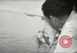Standbild Richard Nixon mit Ramon Magsaysay Corregidor Island Philippinen, 1953, aus Sekunde 56 historischem Filmmaterial Videoclip 65675061314