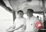 Standbild Richard Nixon mit Ramon Magsaysay Corregidor Island Philippinen, 1953, aus Sekunde 59 historischem Filmmaterial Videoclip 65675061314