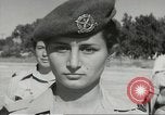 Image Les femmes israéliennes soldats Israël, 1956, de la seconde 29 séquences d'archives historiques vidéo 65675061326