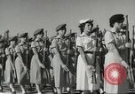 Image Les femmes israéliennes soldats Israël, 1956, de la seconde 31 séquences d'archives historiques vidéo 65675061326