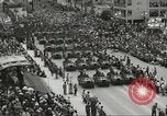 Standbild Parade zu feiern israelischen Unabhängigkeit Tel Aviv Israel, 1957, aus Sekunde 7 historischem Filmmaterial Videoclip 65675061341