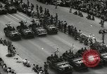 Standbild Parade zu feiern israelischen Unabhängigkeit Tel Aviv Israel, 1957, aus Sekunde 8 historischem Filmmaterial Videoclip 65675061341