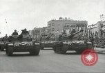 Standbild Parade zu feiern israelischen Unabhängigkeit Tel Aviv Israel, 1957, aus Sekunde 28 historischem Filmmaterial Videoclip 65675061341