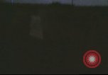 Standbild 8 Air Force B-17 Bomber Vereinigtes Königreich, 1943, aus Sekunde 15 historischem Filmmaterial Videoclip 65675061360