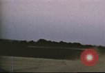 Standbild 8 Air Force B-17 Bomber Vereinigtes Königreich, 1943, aus Sekunde 18 historischem Filmmaterial Videoclip 65675061360